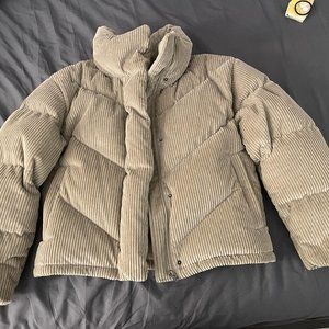 Aritzia The Cloud Puff Jacket